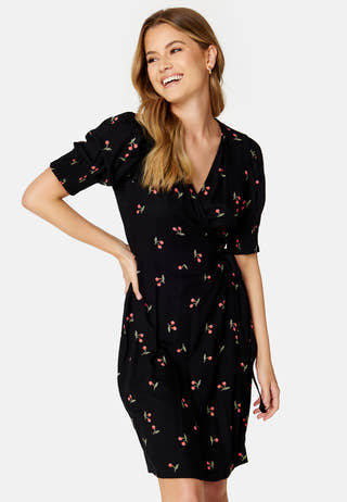 Nya 2/4 Wrap Dress