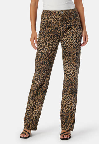 Pcastrid Mw Straight Jeans