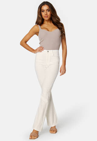 Peggy Flared HW Jeans
