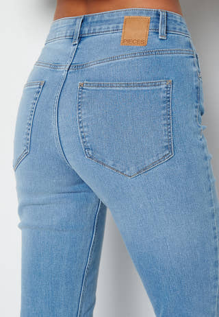 Peggy Flared HW Jeans