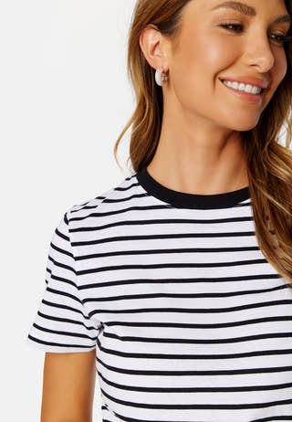 Essential SS Stripe O-Neck Tee