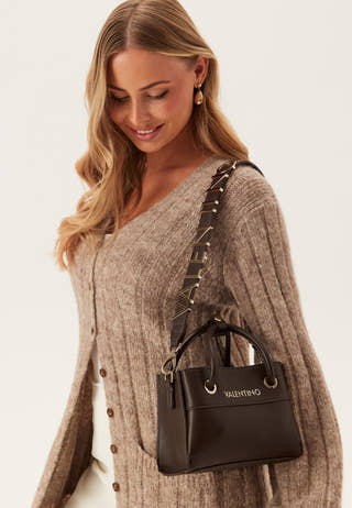 Alexia Shopping