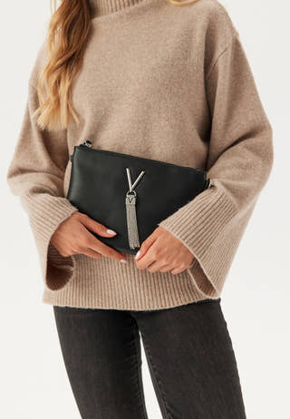 Divina Pochette