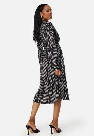 Daisy L/S V-Neck Calf Dress