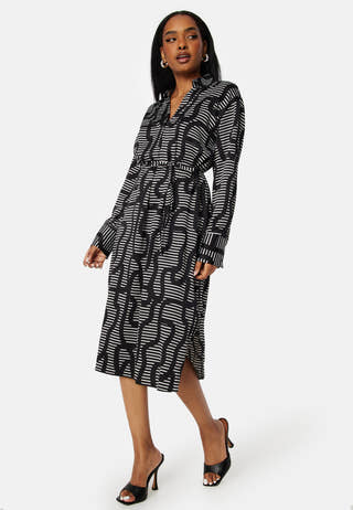 Daisy L/S V-Neck Calf Dress