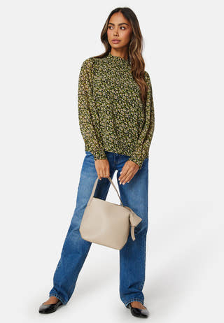 Holly Vica LS Frill Top
