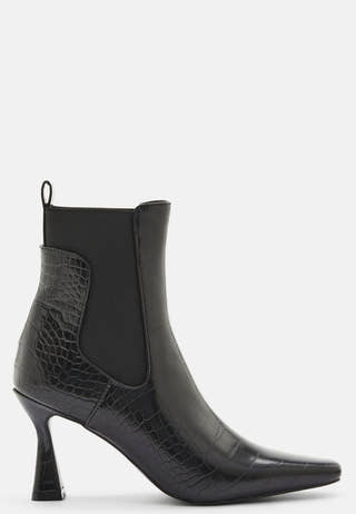 Micka Boot