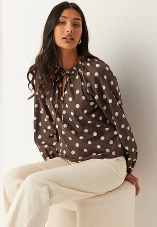 Vmroxy Ls Tie Top