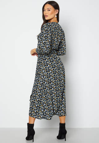Lupisk 3/4 Wrap Dress