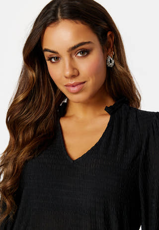 Manja V-Neck L/S Top
