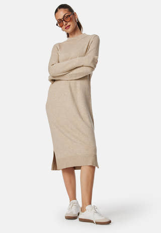 Viril Crew Neck Midi Dress