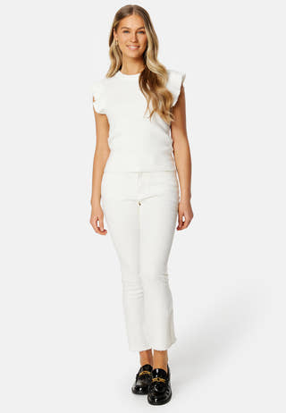 Ril O-Neck Flounce Knit Vest