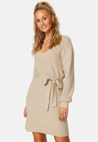 Ril V-Neck L/S Belt Knit Dress