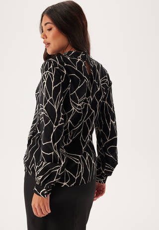 Vipaya Siv O-neck L/S TWIST TO