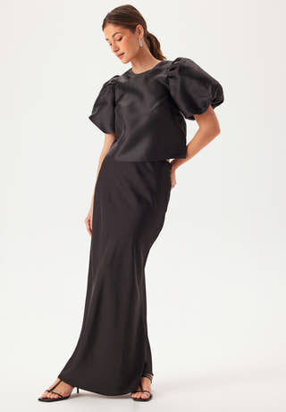 Vishina 2/4 O-Neck Top