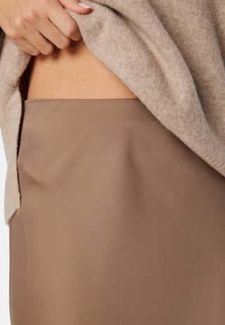 Yaspella High Waist Midi Skirt