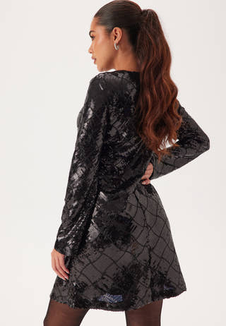 Yaschekka Ls Dress