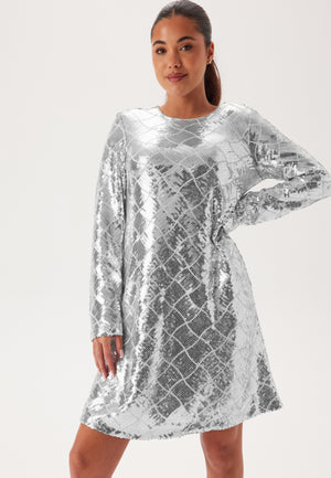 Yaschekka Ls Dress